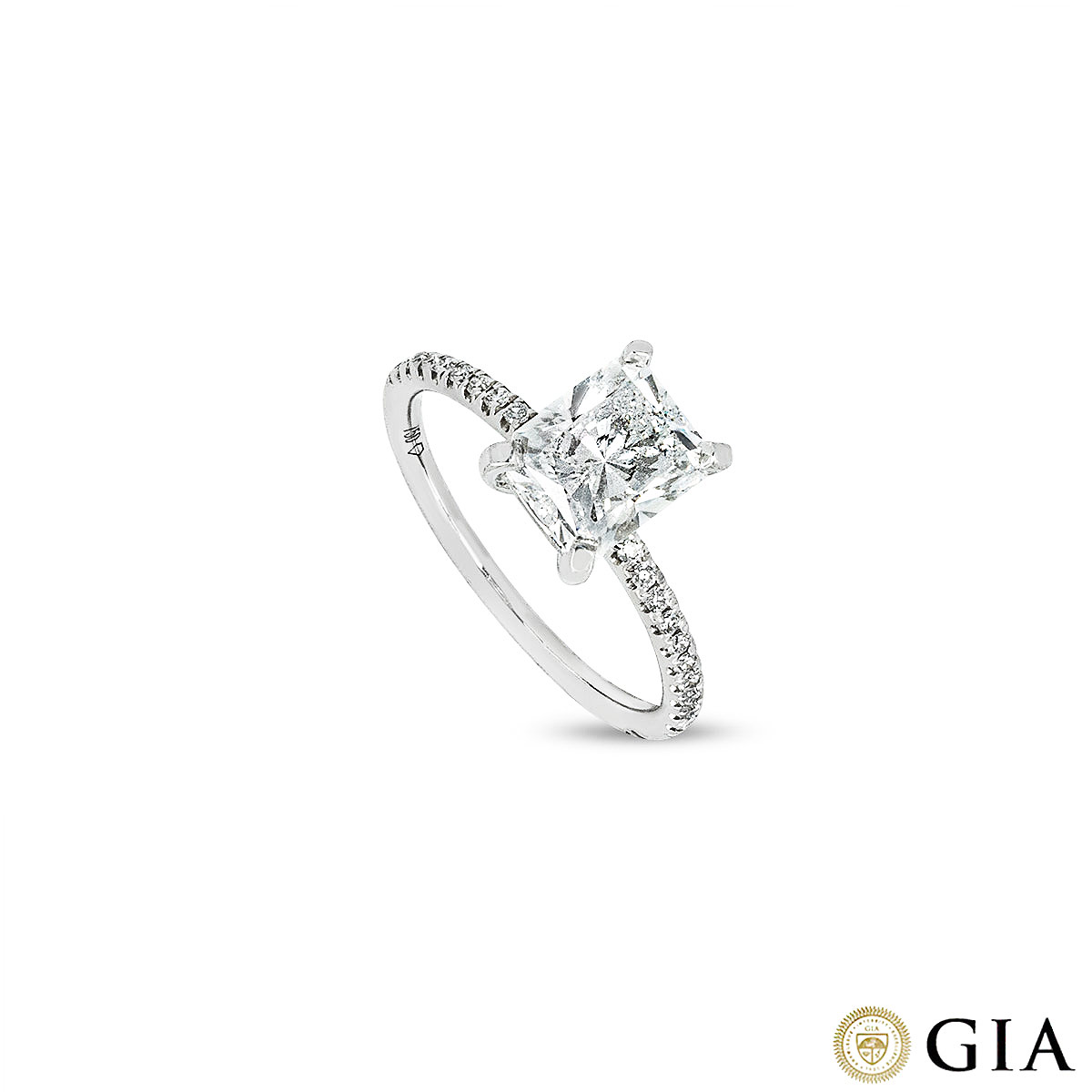 White Gold Radiant Cut Diamond Ring 2.00ct F/SI1 White Gold Radiant Cut Diamond Ring 2.00ct F/SI1